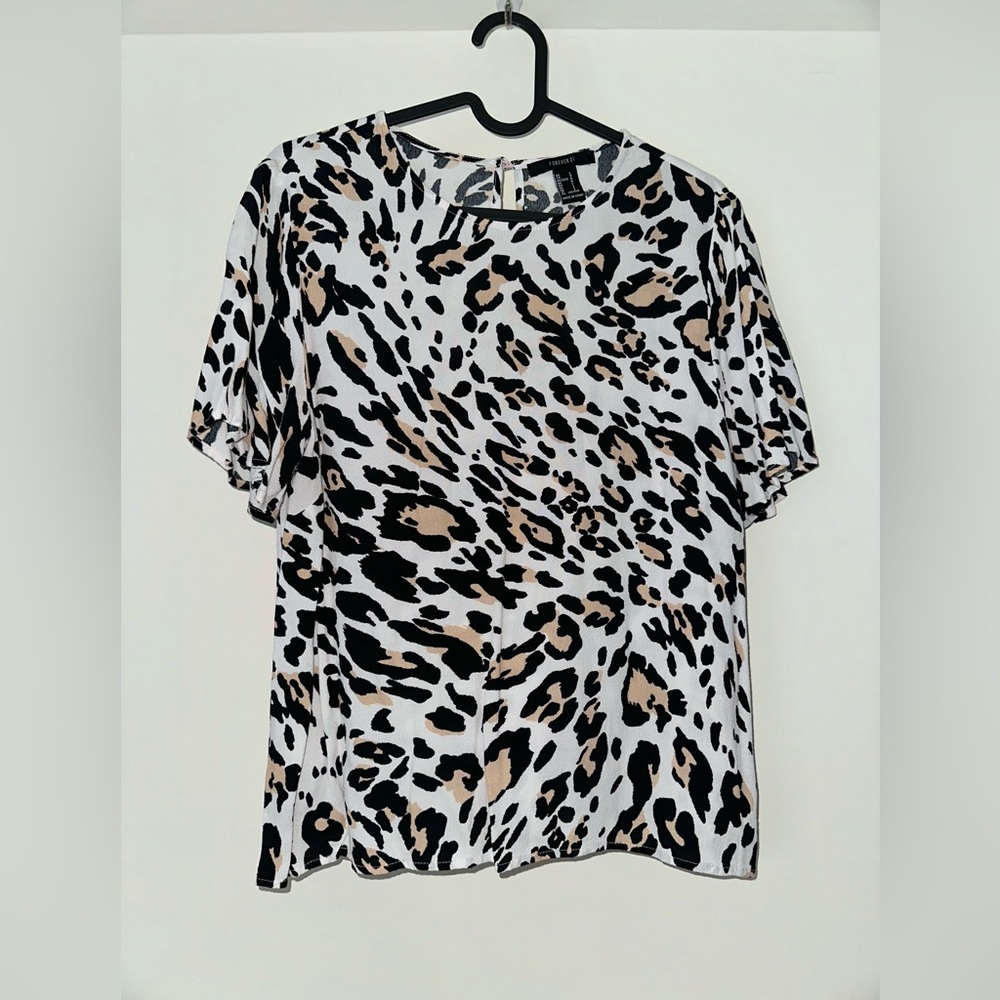 Leopard top 🐆